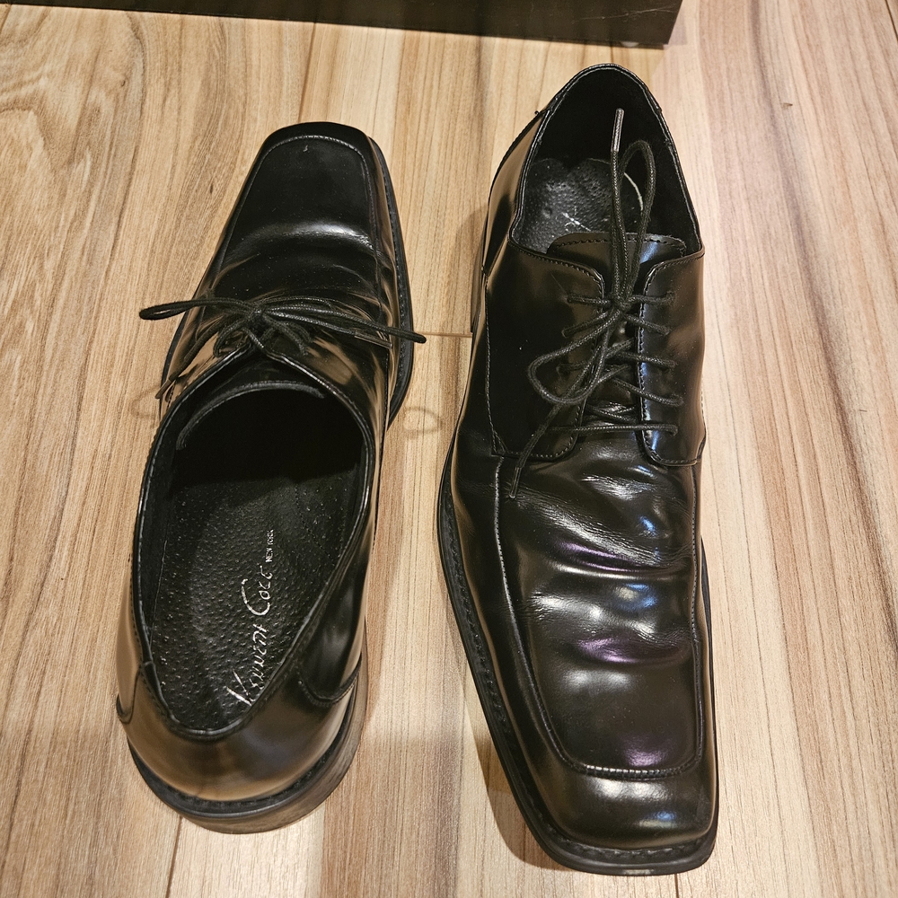 Kenneth Cole Glossy Black Derbys
